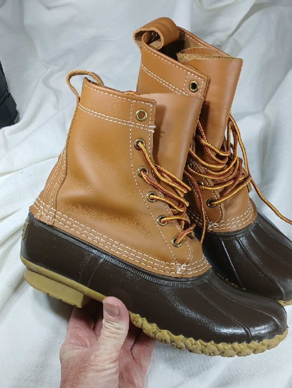 Womens L.L. Bean Tan Leather and Black Rubber Outsole Boots - Picture 2 of 12
